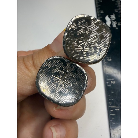 SWANK Other - Swank Silver Tone Starburst Hammered Textured Round Toggle Back Cufflinks